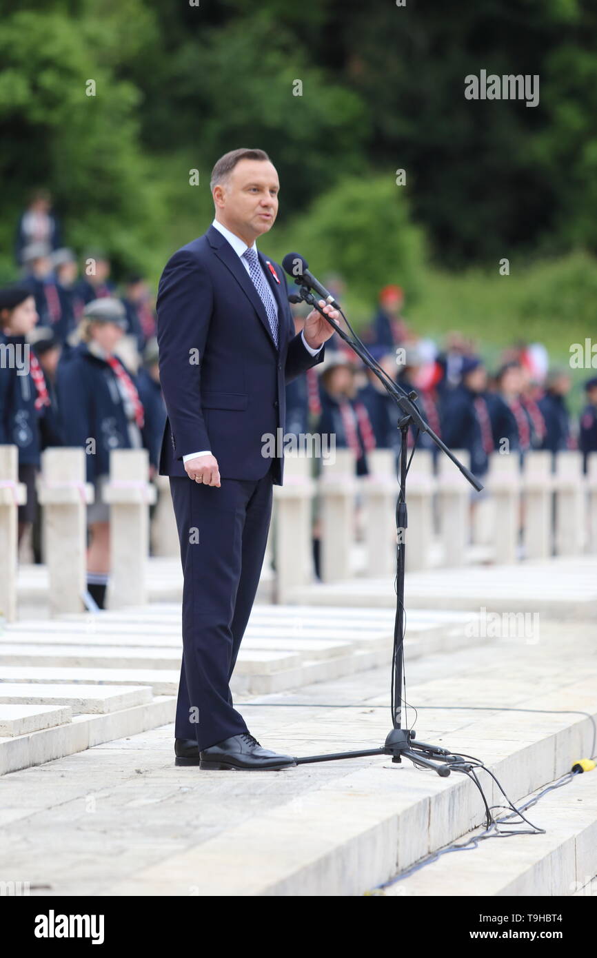 Cassino, Italie - 18 mai 2019 : Le discours du président de la République de Pologne Andrzej Duda dans le cimetière militaire polonais pour le 75e anniversaire de la bataille de Montecassino Banque D'Images