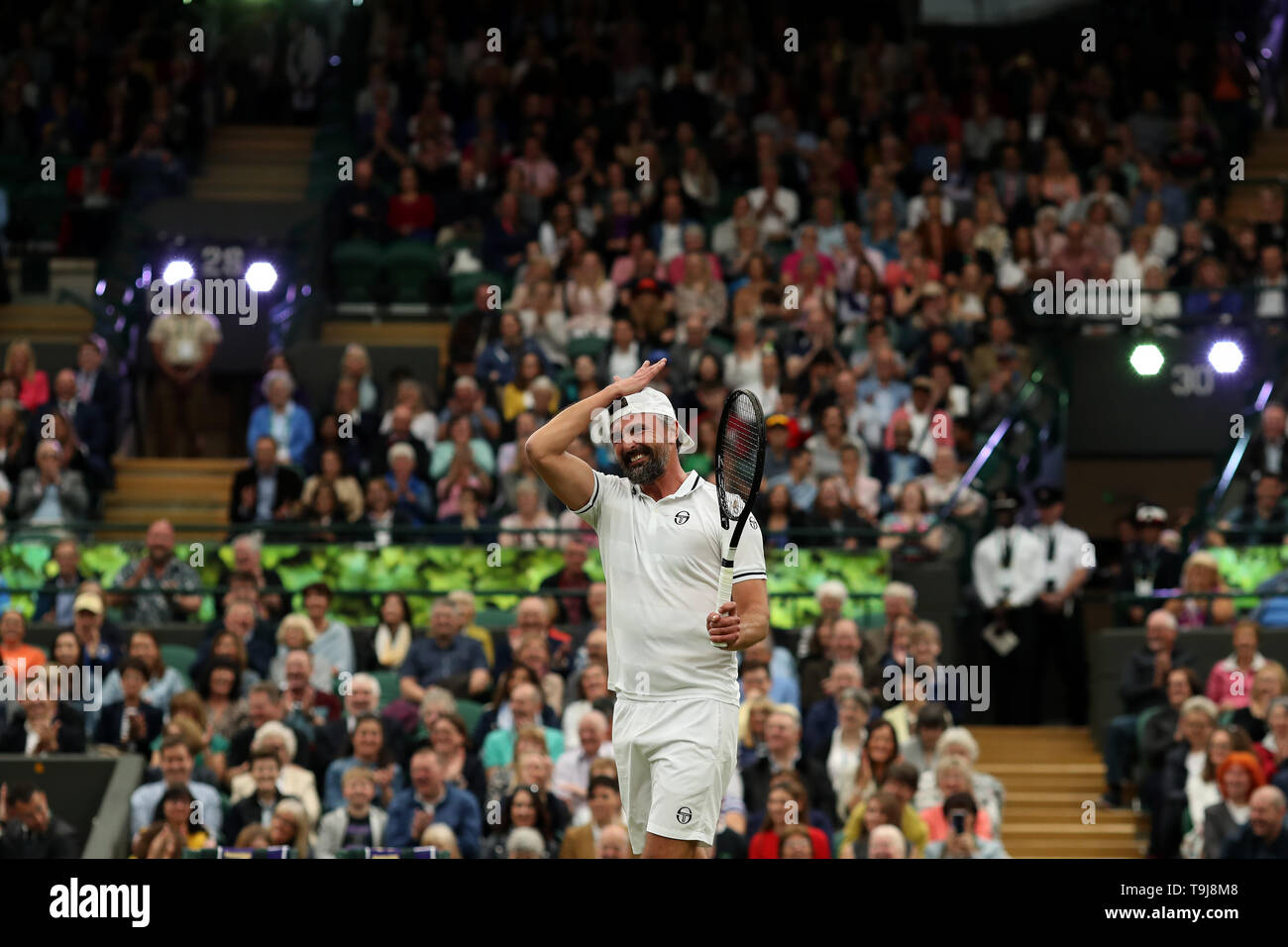 Londres, Royaume-Uni. 19 mai 2019. Les joueurs de tennis de Wimbledon Journée ; Goran Ivanisevic (CRO) réagit comme son coup droit s'éteint : Action Crédit Plus Sport Images/Alamy Live News Banque D'Images