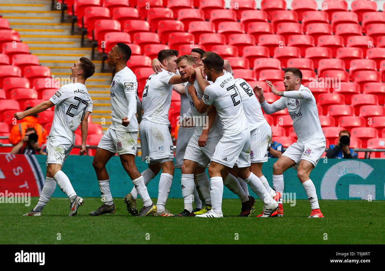 Londres, Royaume-Uni. 19 mai, 2019. Danny Rowe d'AFC Fylde fête marquant son premier but lors d'Bulidbase côtés FA Trophy match final entre l'AFC et Fylde Leyton Orient au stade de Wembley, Londres, le 19 mai 2019 : Crédit photo Action Sport/Alamy Live News Banque D'Images