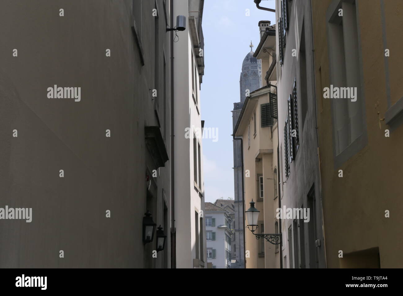 Dans les rues étroites de la vieille ville de Zurich Banque D'Images