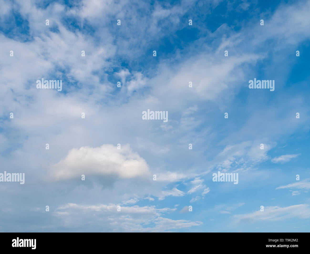 Nature bleu ciel avec des nuages Banque D'Images