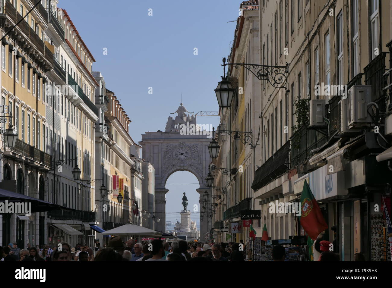 Lisbonne, Portugal - 30 septembre 2018 : La célèbre Praça do Comercio ou Terreiro do Paco, (Place du Commerce) situé dans la ville de Lisbonne, Portugal Banque D'Images