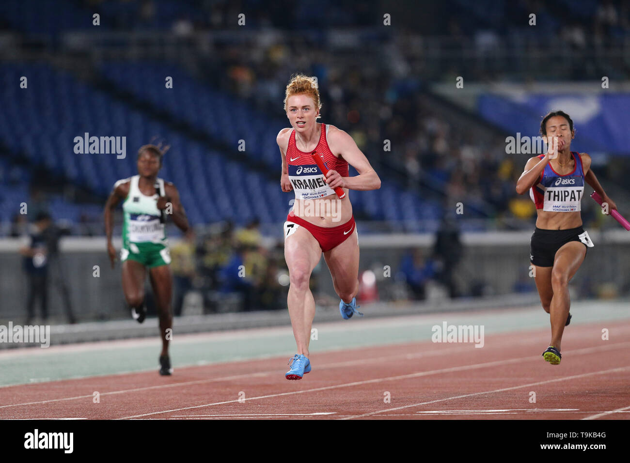 YOKOHAMA, Japon - 10 MAI : Mathilde Kramer du Danemark anchors son équipe accueil en relais 4x100m au cours de la première journée du Championnat du Monde 2019 du relais de l'IAAF au Nissan Stadium le samedi 11 mai 2019 à Yokohama, au Japon. (Photo de Roger Sedres pour l'IAAF) Banque D'Images