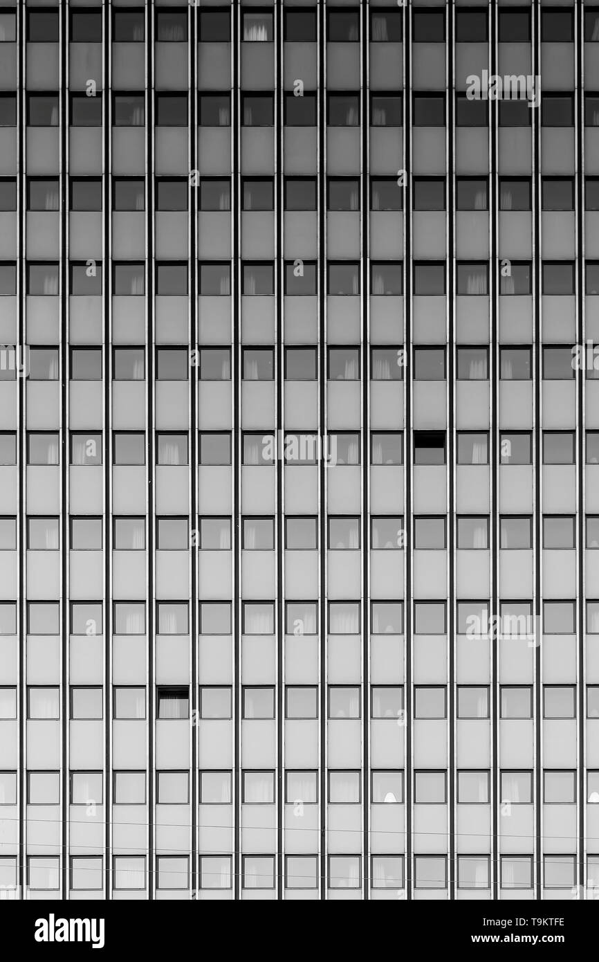 Un noir et blanc fine art photographie de l'architecture moderne a trouvé dans la ville danoise de Copenhague. Banque D'Images