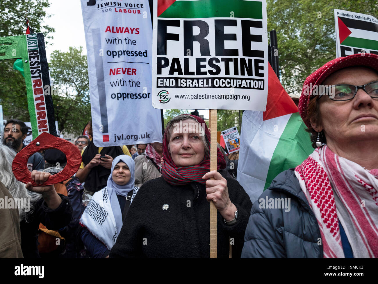 Manifestation palestinienne et rallye à travers le centre de Londres quelques jours avant Jour de la Nakba. La protestation a été appelant à mettre fin à l'oppression israélienne et siège de Gaza et la justice et la reconnaissance des droits des Palestiniens, y compris leur droit au retour. Ils ont demandé aux gens de boycott d'Israël et d'envoyer des dons pour l'aide médicale pour la Palestine. Londres 11 mai 2019 Banque D'Images