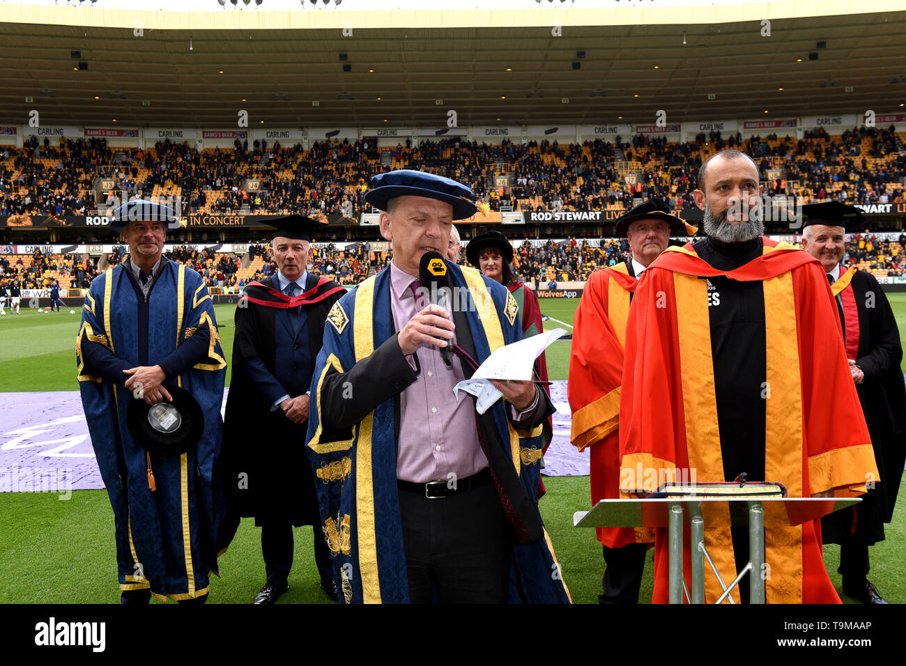 L'entraîneur-chef de Wolverhampton Wanderers FC Nuno Espirito Santo faits Docteur honoris causa du sport par l'Université de Wolverhampton. Banque D'Images