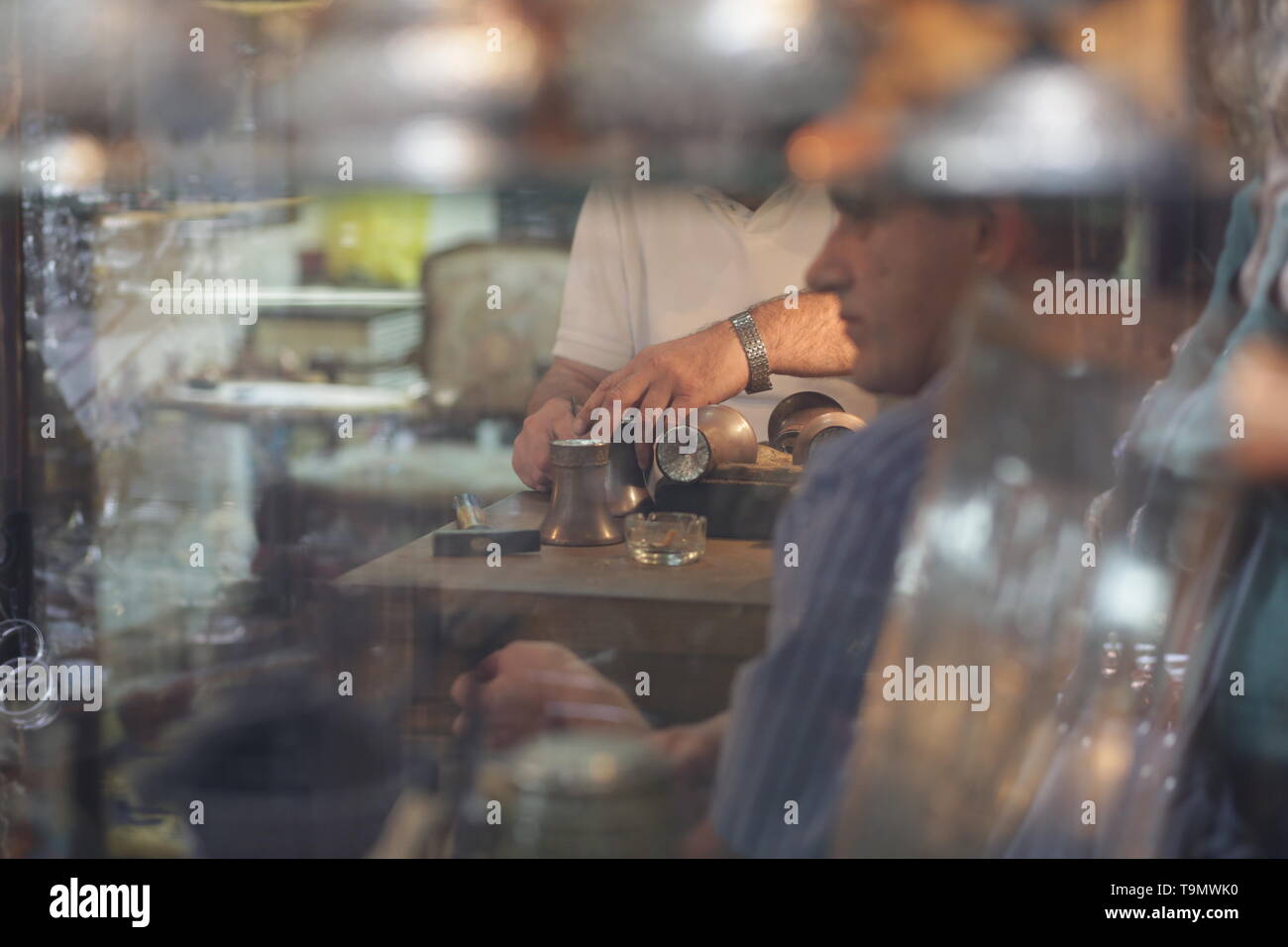 Faire des plats traditionnels café bosniaque Banque D'Images