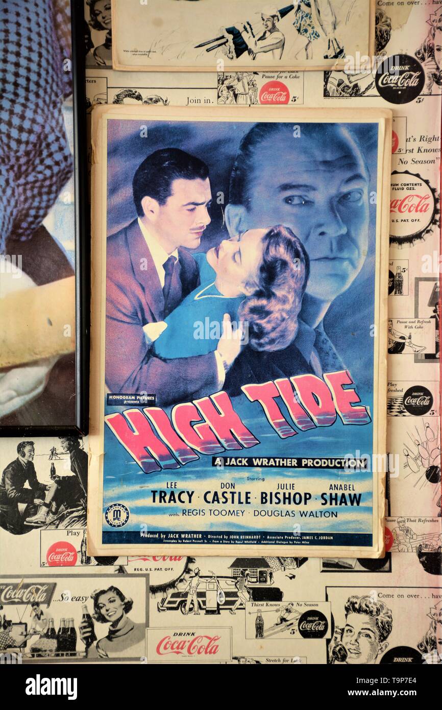 La reproduction de l'affiche de film pour 1947 film avec Lee Tracy, Don Château Julie Bishop filmé dans l'ouest USA Amérique latine maintenant sur grand écran TV Banque D'Images