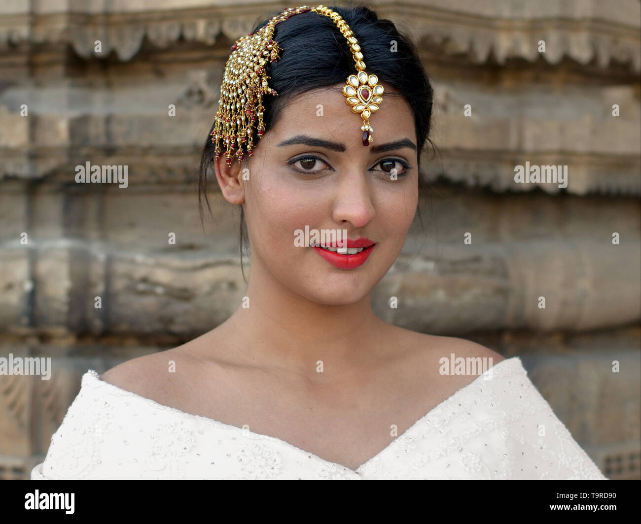 Bijoux de tête Banque de photographies et d'images à haute résolution -  Alamy