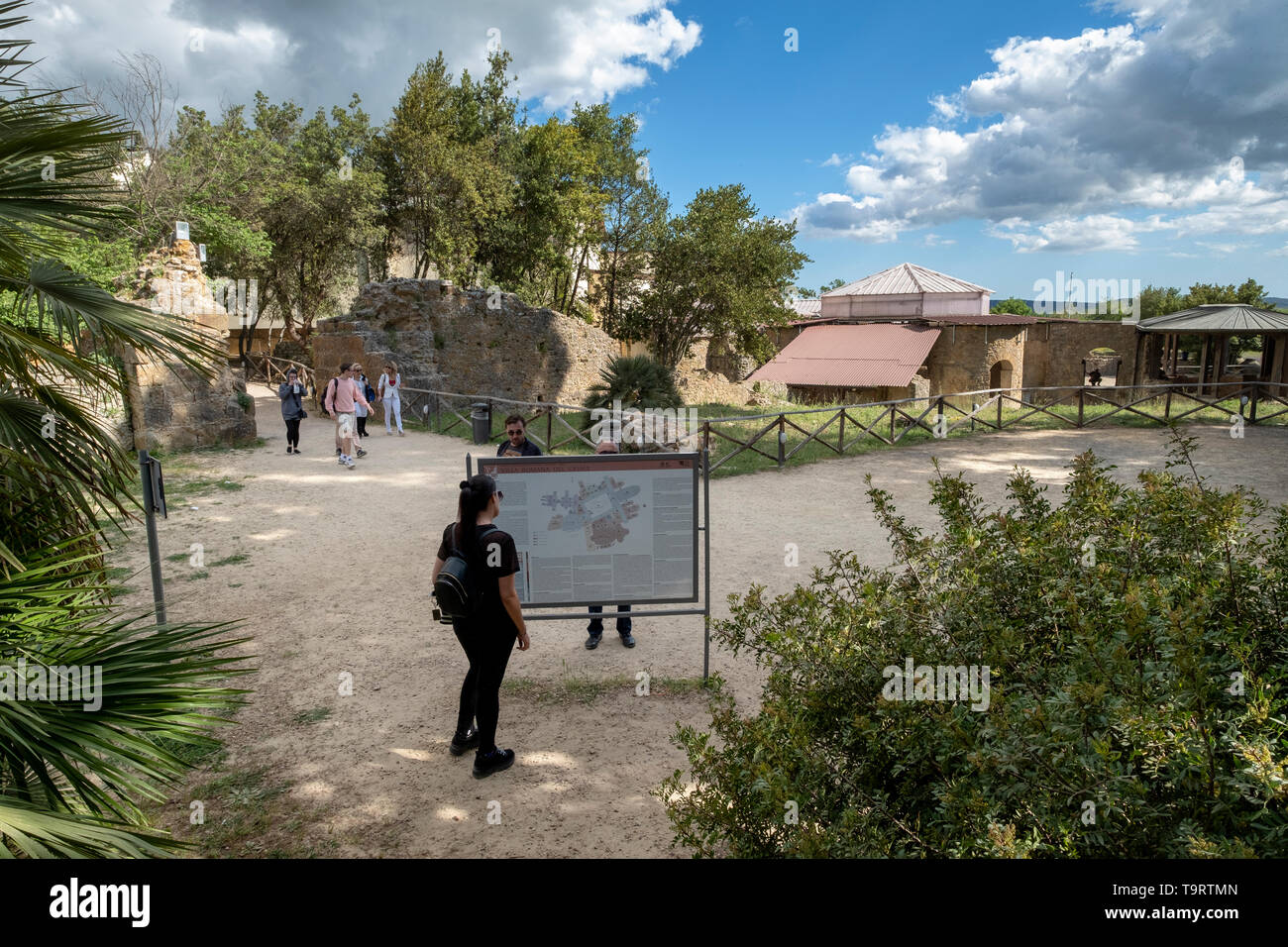 Vue extérieure de la Villa Romana del Casale, Piazza Armerina, Sicile, Italie. Banque D'Images