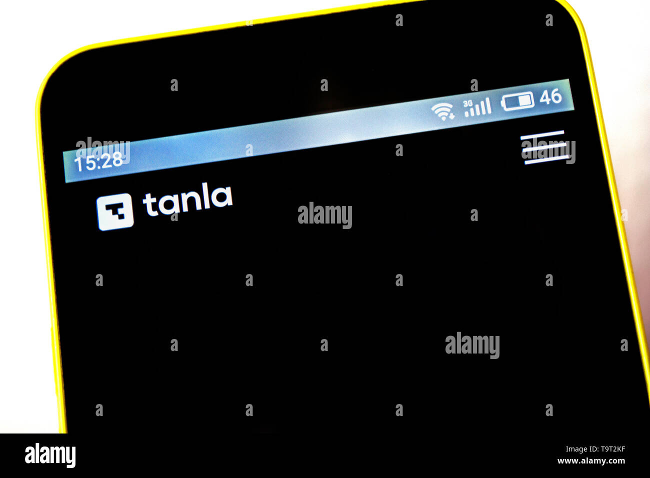 Berdiansk, Ukraine - 5 mai 2019 : Editorial de Tanla site web Solutions d'accueil. Logo Solutions Tanla visible sur l'écran du téléphone. Banque D'Images