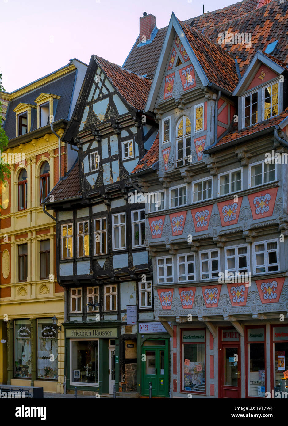 Les maisons à colombages de la vieille ville de Quedlinburg, patrimoine mondial de l'UNESCO, de la résine, de la Saxe-Anhalt, Allemagne, Europe, Historische Fachwerkhäus Banque D'Images