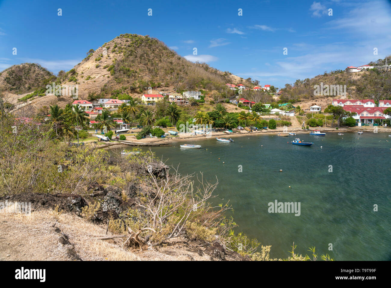 Bucht und Strand von Marigot, île de Terre-de-Haut, Les Saintes, Guadeloupe, Caraïbes, Frankreich | Marigot Bay et plage, Terre-de-Haut, Les Saintes, Banque D'Images