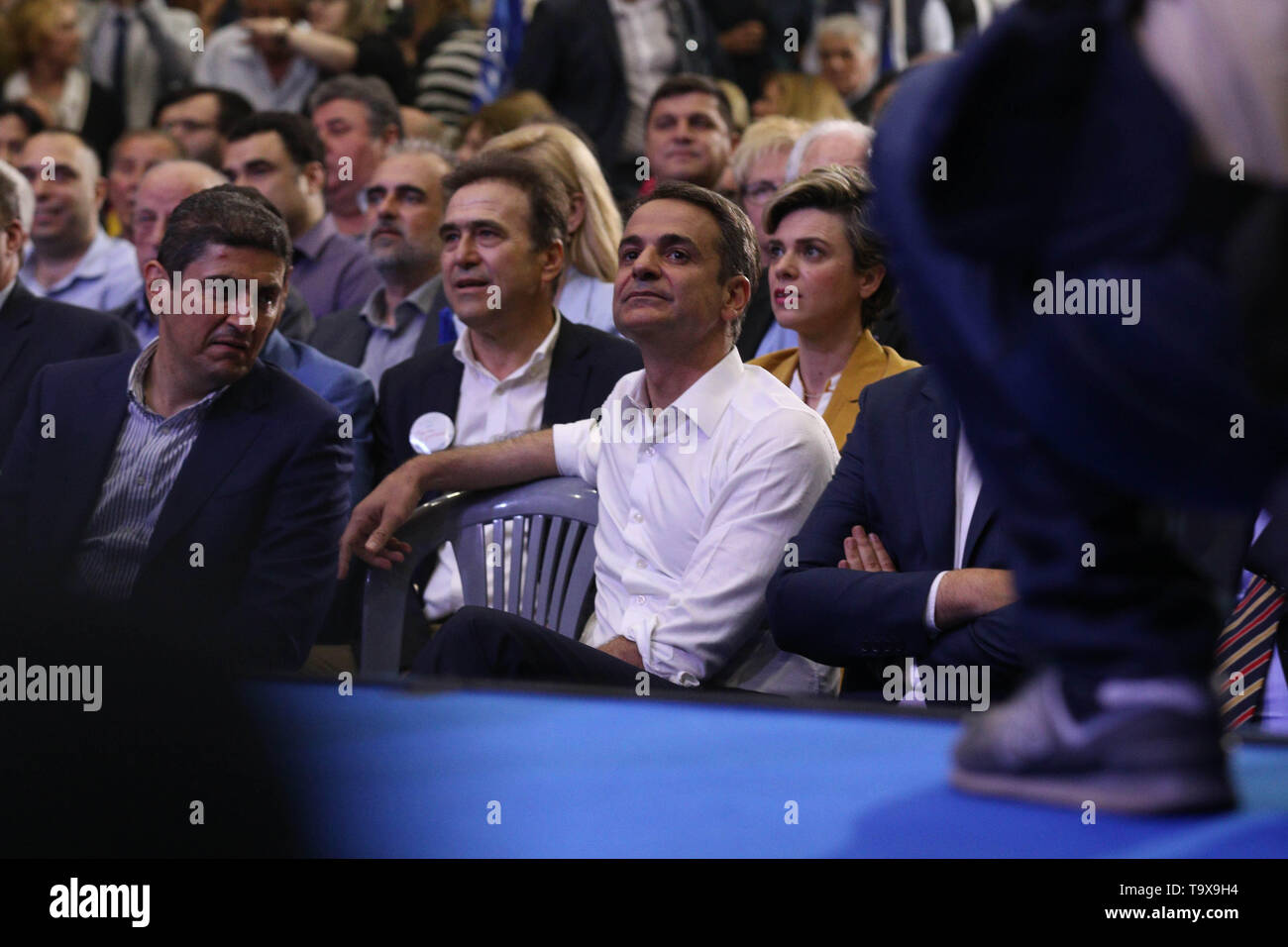 Kyriakos Mitsotakis vu au cours de l'adresse. Moins d'une semaine avant les élections européennes, principal parti d'opposition, le chef du parti Nouvelle Démocratie Kyriakos Mitsotakis traite de partisans. Les partis politiques grecs ont mené une campagne difficile au cours des dernières semaines avant les élections du Parlement européen le 26 mai et les deux tours des élections locales. Banque D'Images