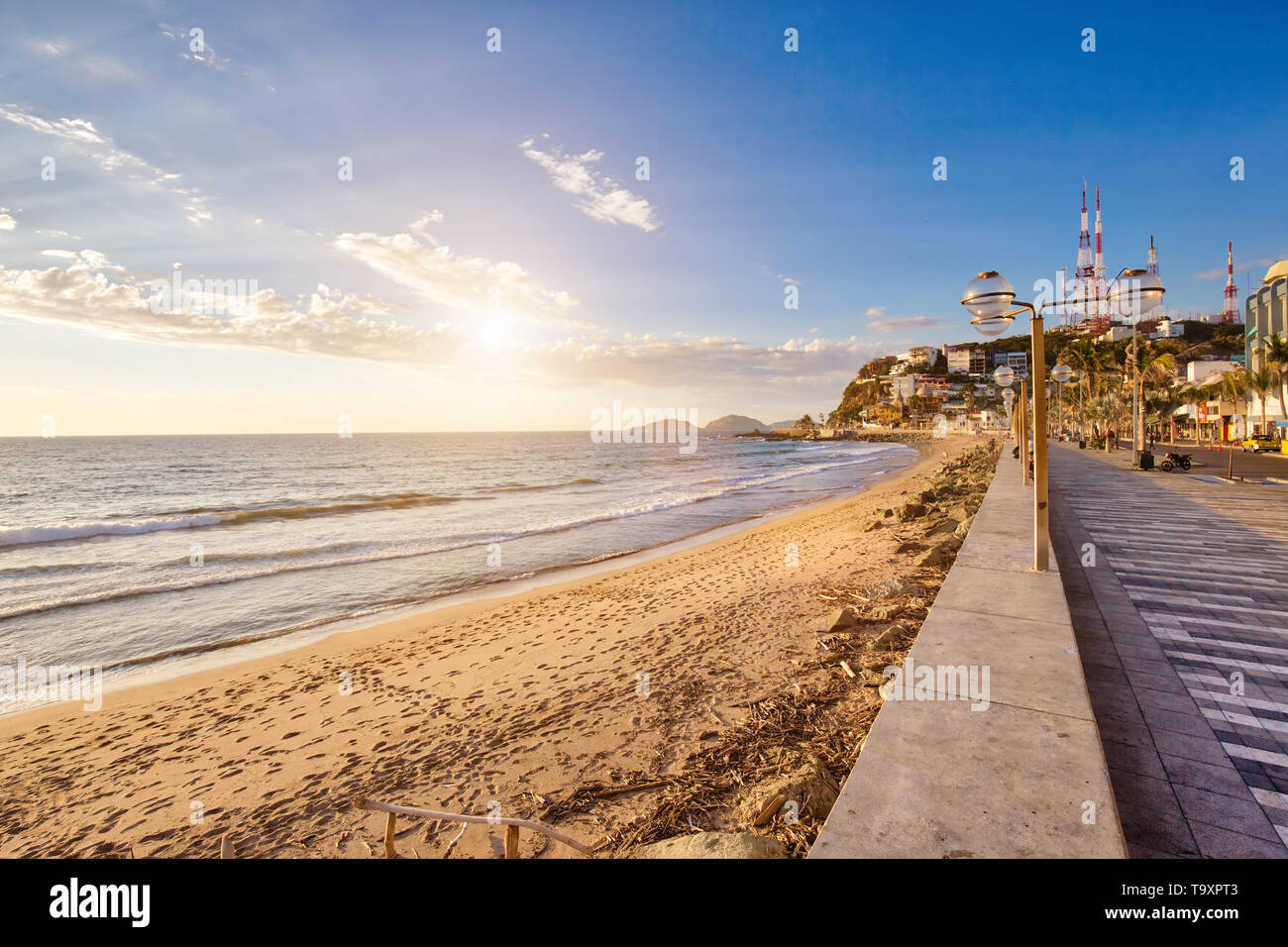 Mazatlan, Mexique-10 Avril, 2019 : Célèbre Mazatlan front de mer (El Malecon) avec les points de vue et les paysages pittoresques de l'océan Banque D'Images