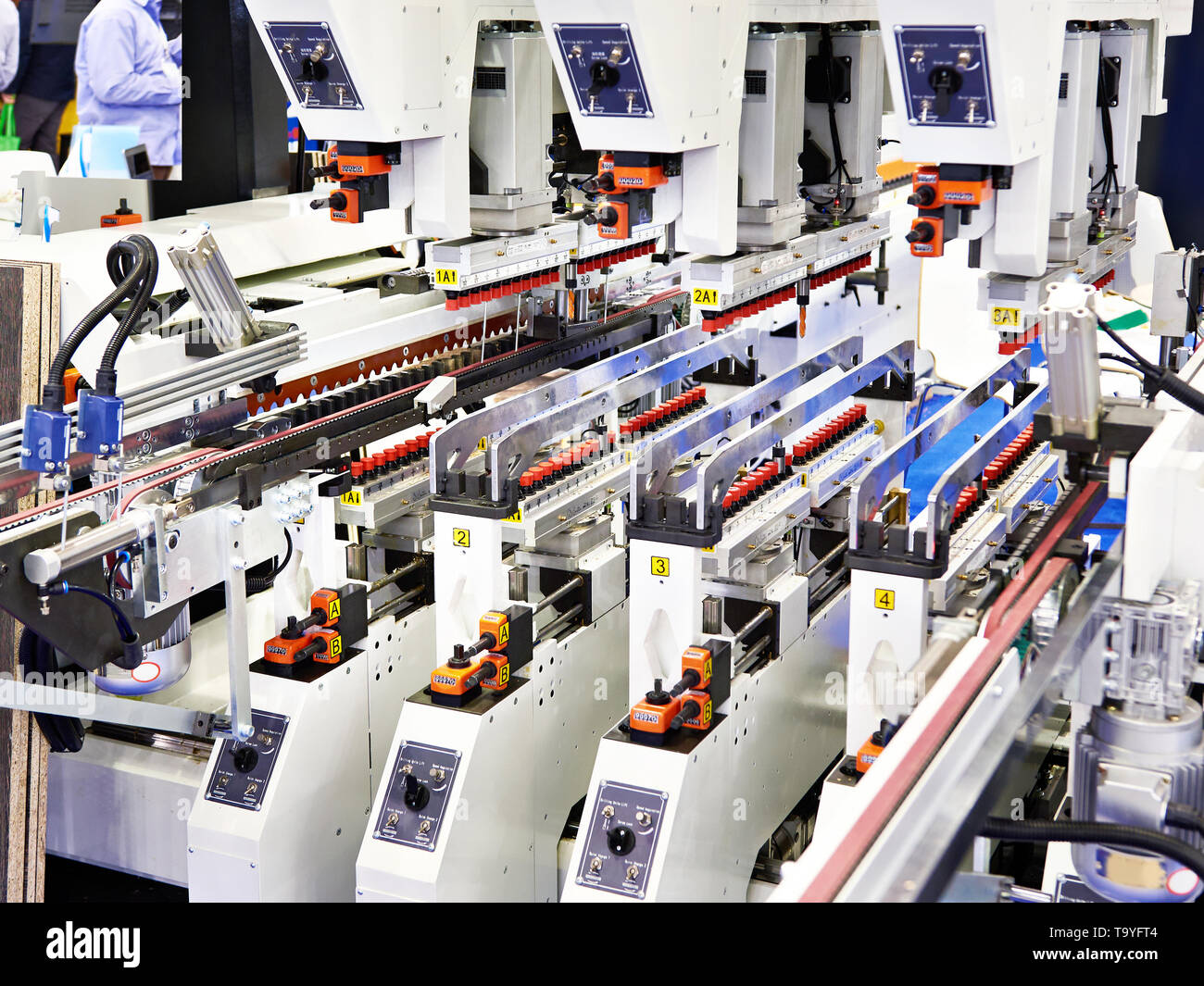 Fabricants de merrains boring machine pour l'industrie en bois Banque D'Images