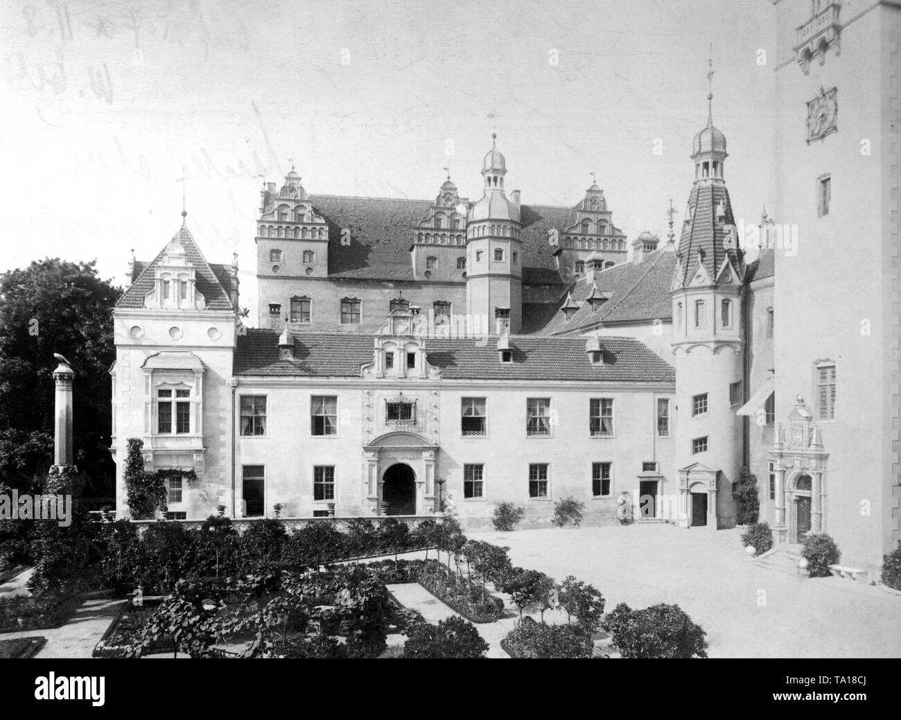 Aile ouest du château de Boitzenburg, le siège de la famille d'Arnim, Uckermark, la Prusse. Photo non datée. Banque D'Images