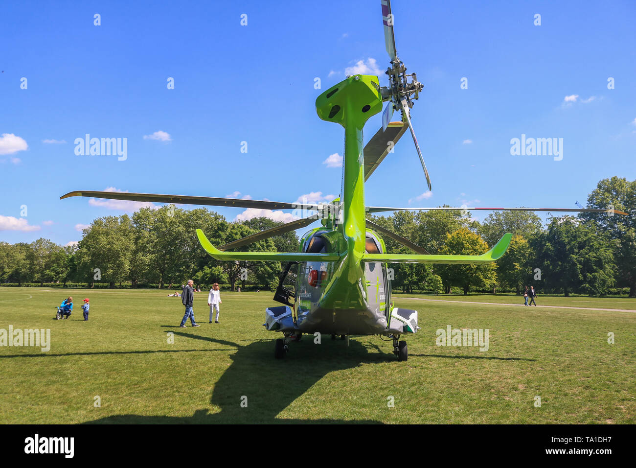 London UK. 21 mai 2019.Une aire de air ambulance terres dans Regent's Park Londres Crédit : amer ghazzal/Alamy Live News Banque D'Images