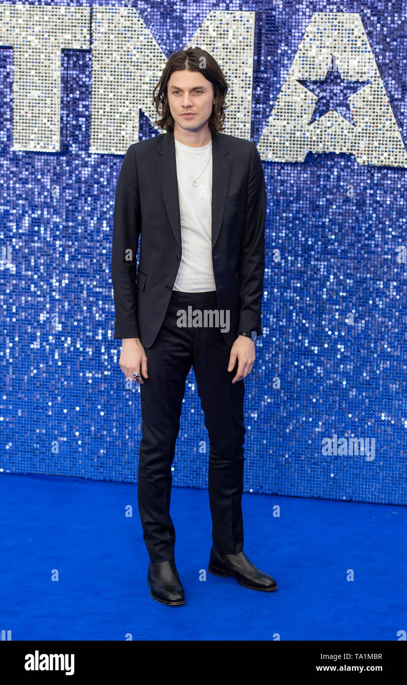Baie James assiste la Rocketman UK premiere at Odeon Leicester