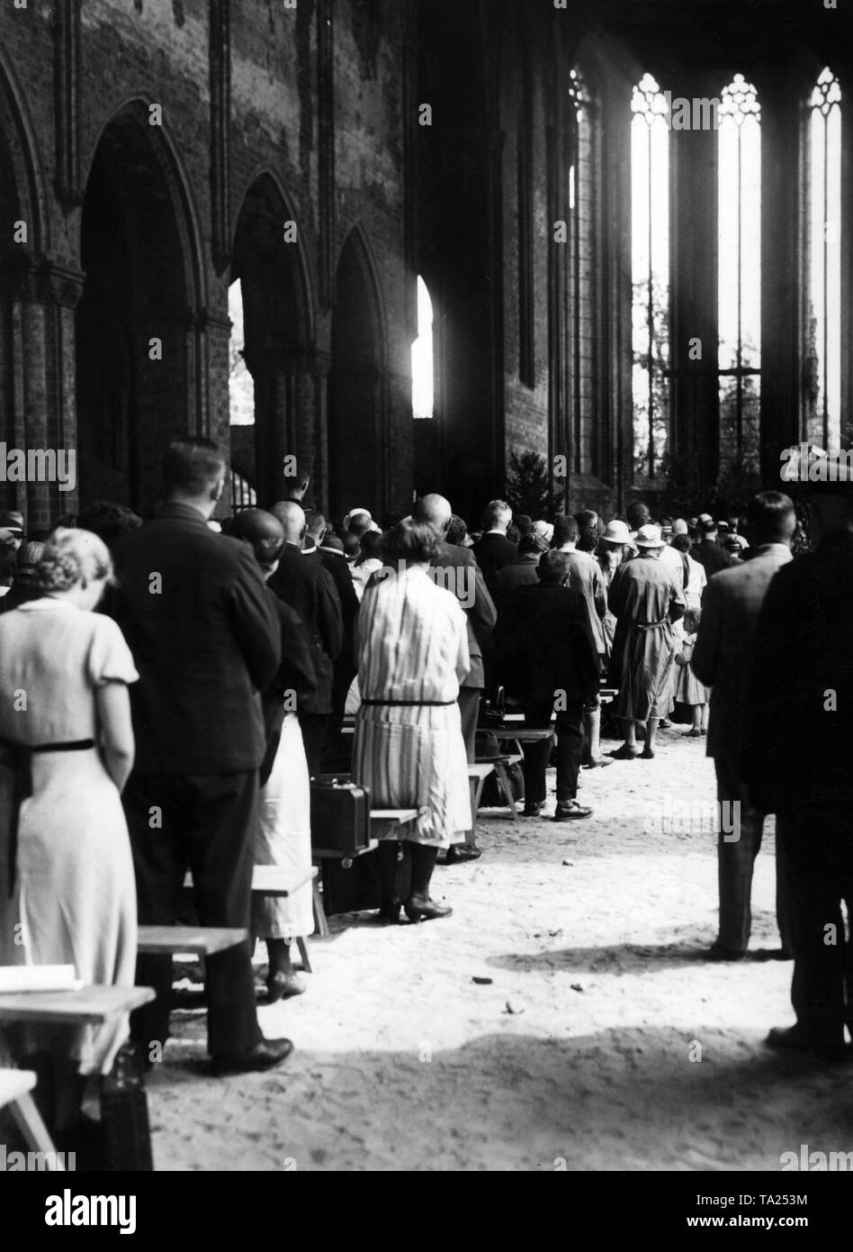 Service de culte évangélique dans le monastère de Chorin. Banque D'Images