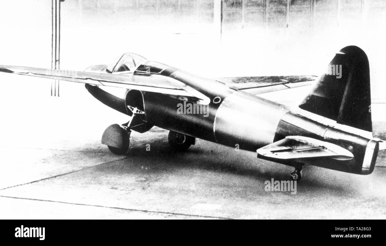 Le Heinkel He 178, le premier avion à réaction au monde, a été lancé le 27.08.1939. Pour le premier vol d'un Heinkel HeS 3b moteur à réaction a été utilisée. Banque D'Images