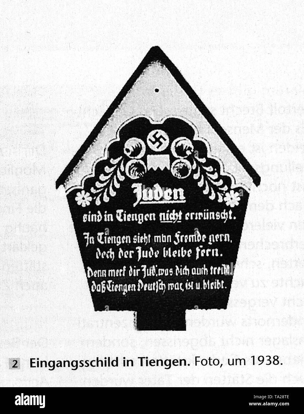 Le panneau de la commune de la ville de Tiengen avec l'inscription 'juifs ne sont pas les bienvenus à Tiengen' Banque D'Images