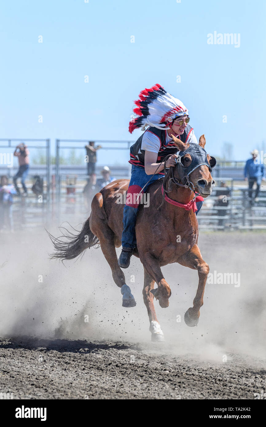 Les Premieres Nations De Kehewin Relais Indien Cheval Race Tenue A Bonnyville Alberta Canada Photo Stock Alamy