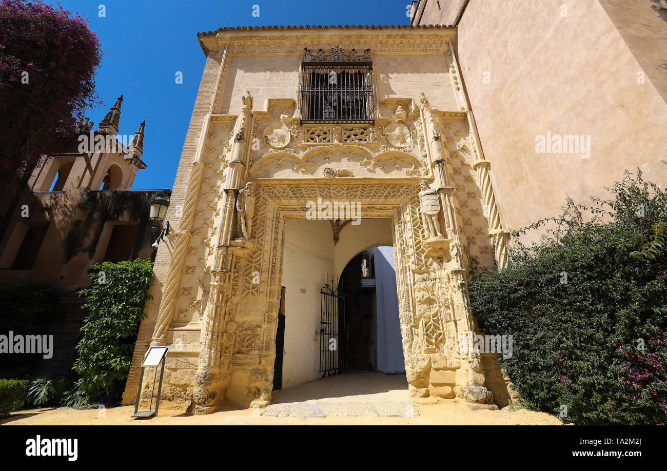 Marchena porte, l'Alcazar, palais royal, Séville, Andalousie, Espagne Banque D'Images