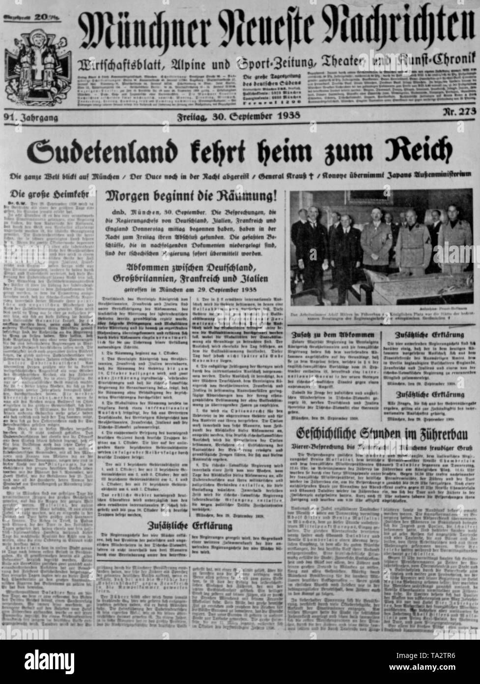 Extrait du journal "uenchner Neueste Nachrichten" du 30 septembre 1938. Les articles de journaux sur le contrat signé entre l'Allemagne, la France, l'Italie et la Grande-Bretagne concernant l'anschluss des Sudètes à l'Allemagne le 29 septembre 1938. Banque D'Images