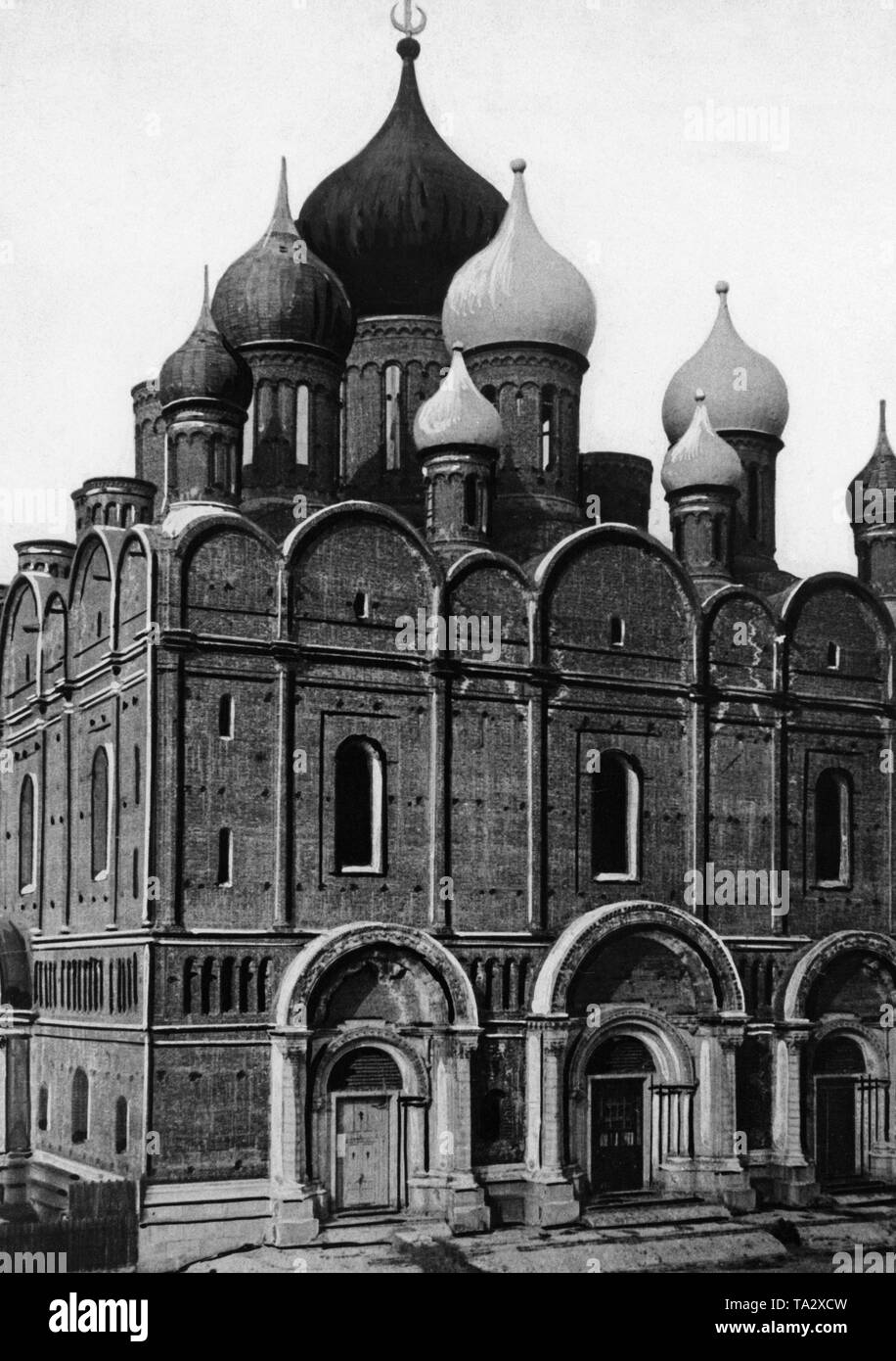 La grande cathédrale de Minsk à Moscou illustré dans la photo a été utilisé comme un studio de cinéma jusqu'en 1929. Après la révolution de 1917, l'église ne peut plus être utilisé dans le bon sens et a été affecté à une compagnie de production cinématographique soviétique comme un studio. Banque D'Images