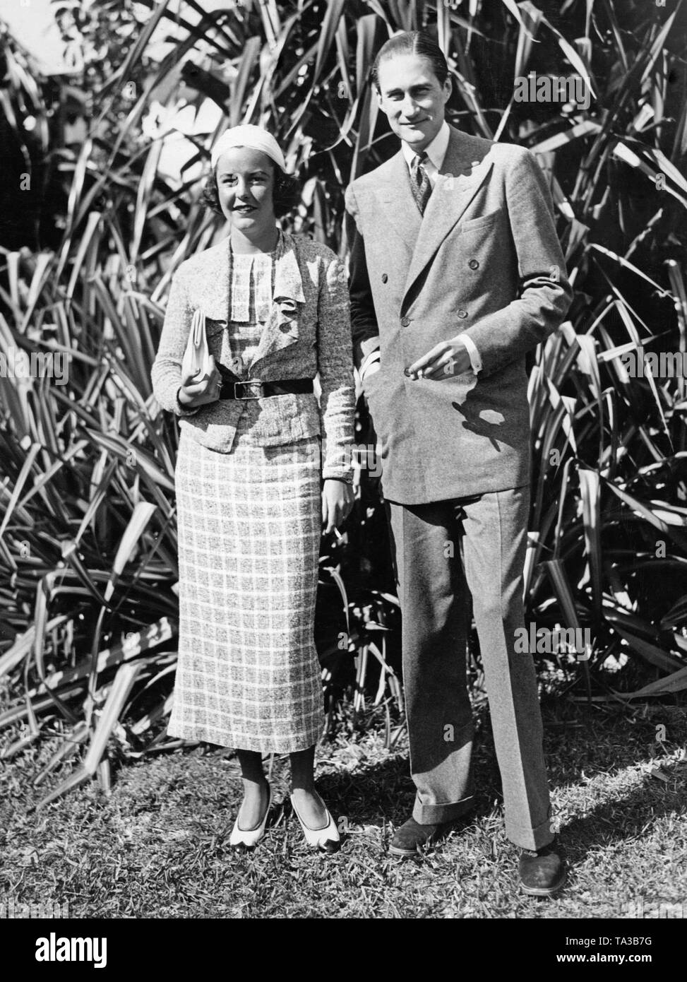 Le Prince Russe Georgi Konstantinovich Romanov et l'actrice Mary L. Lansing en vacances à Palm Beach, en Floride. Banque D'Images