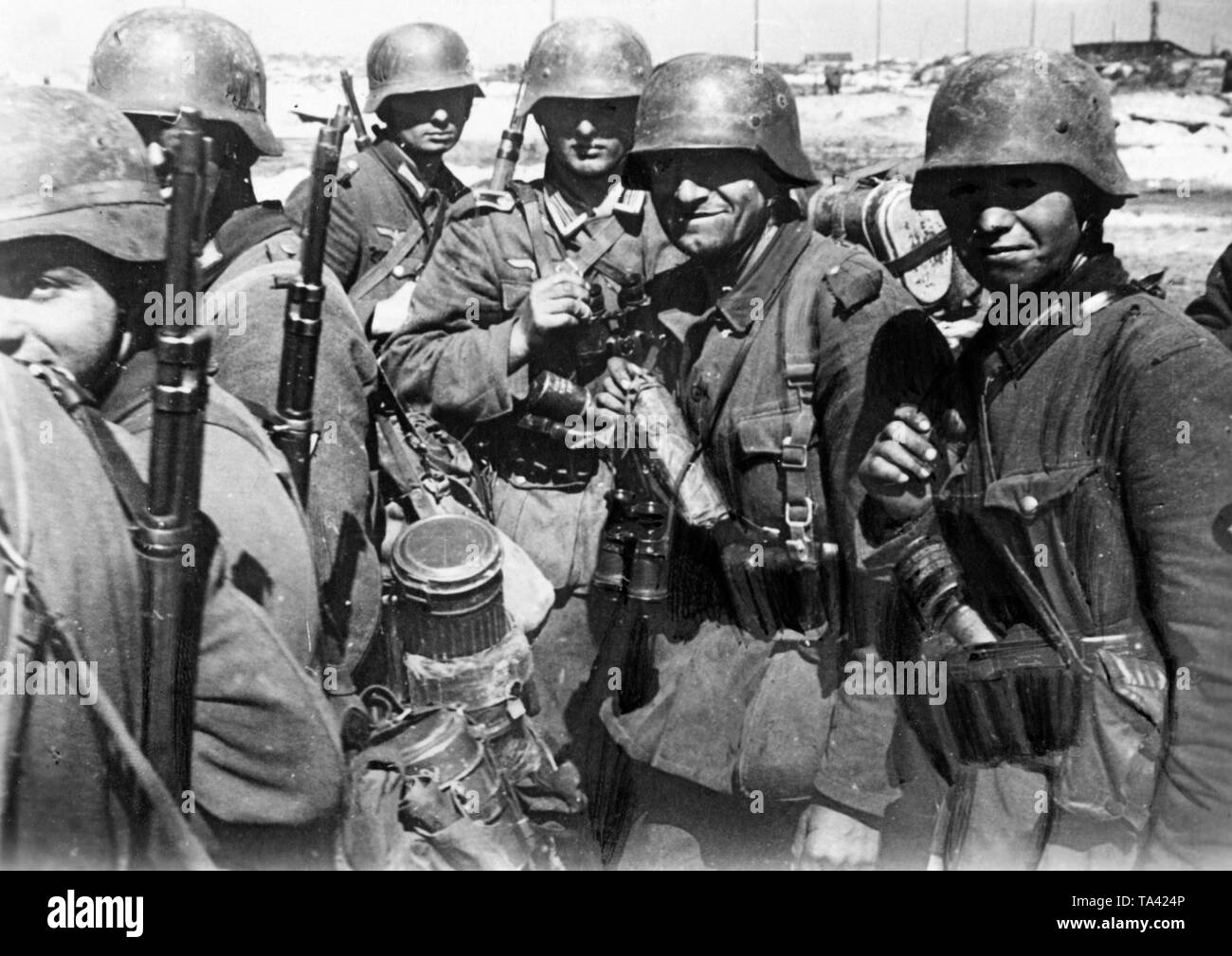 Les soldats allemands pendant la bataille de Dunkerque. Banque D'Images