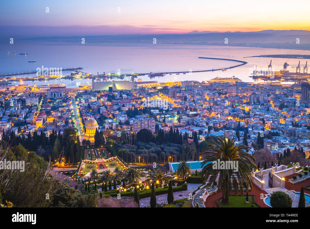 Jardins suspendus de Haïfa, Terrasses de foi Baha'i Banque D'Images