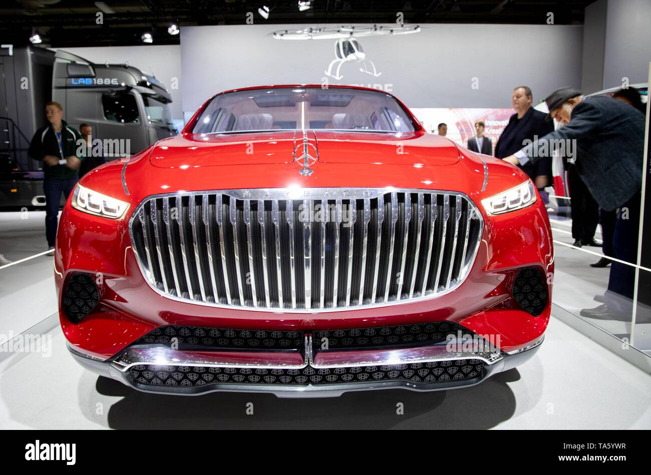 Maybach car company Banque de photographies et d'images à haute résolution - Alamy