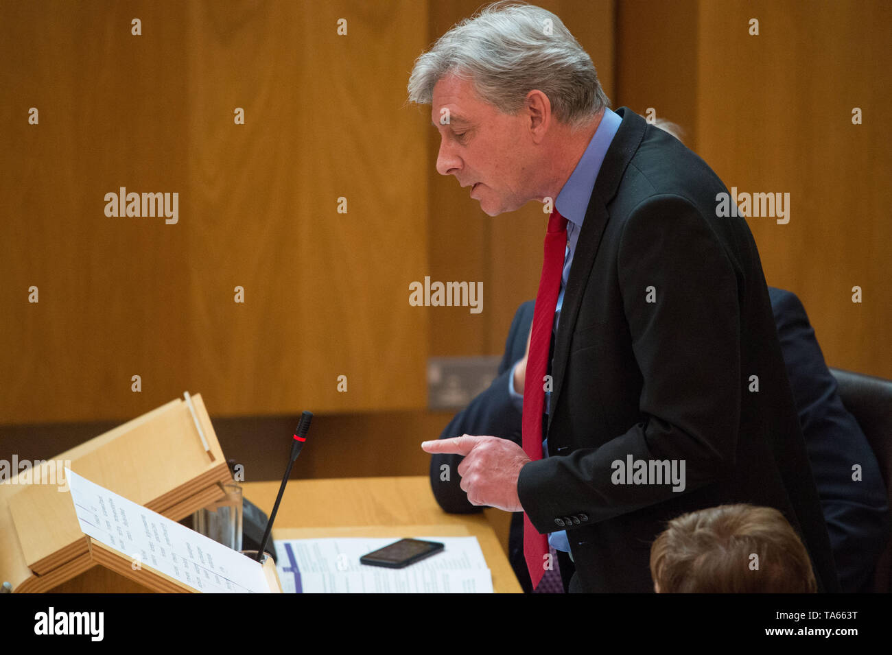 Edinburgh, Royaume-Uni. 22 mai, 2019. Premier Ministre à des questions du Parlement écossais à Holyrood, Édimbourg. En raison de l'élection européenne tiendra demain où les Premières Ministres Questions sont normalement eu lieu un jeudi, la session a été déplacé un jour plus tôt pour accueillir les élections. Crédit : Colin Fisher/Alamy Live News Banque D'Images