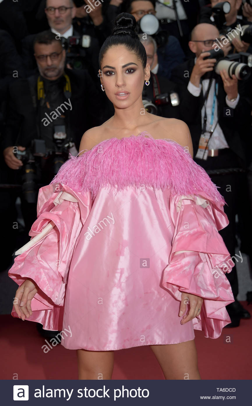 Giulia De Lellis Giulia De Lellis Con Abito Blumarine E Scarpe Casadei