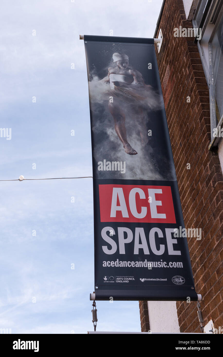 Signe au-dessus de l'entrée de l'espace Ace une danse et musique à Digbeth, Birmingham, quartier créatif Banque D'Images