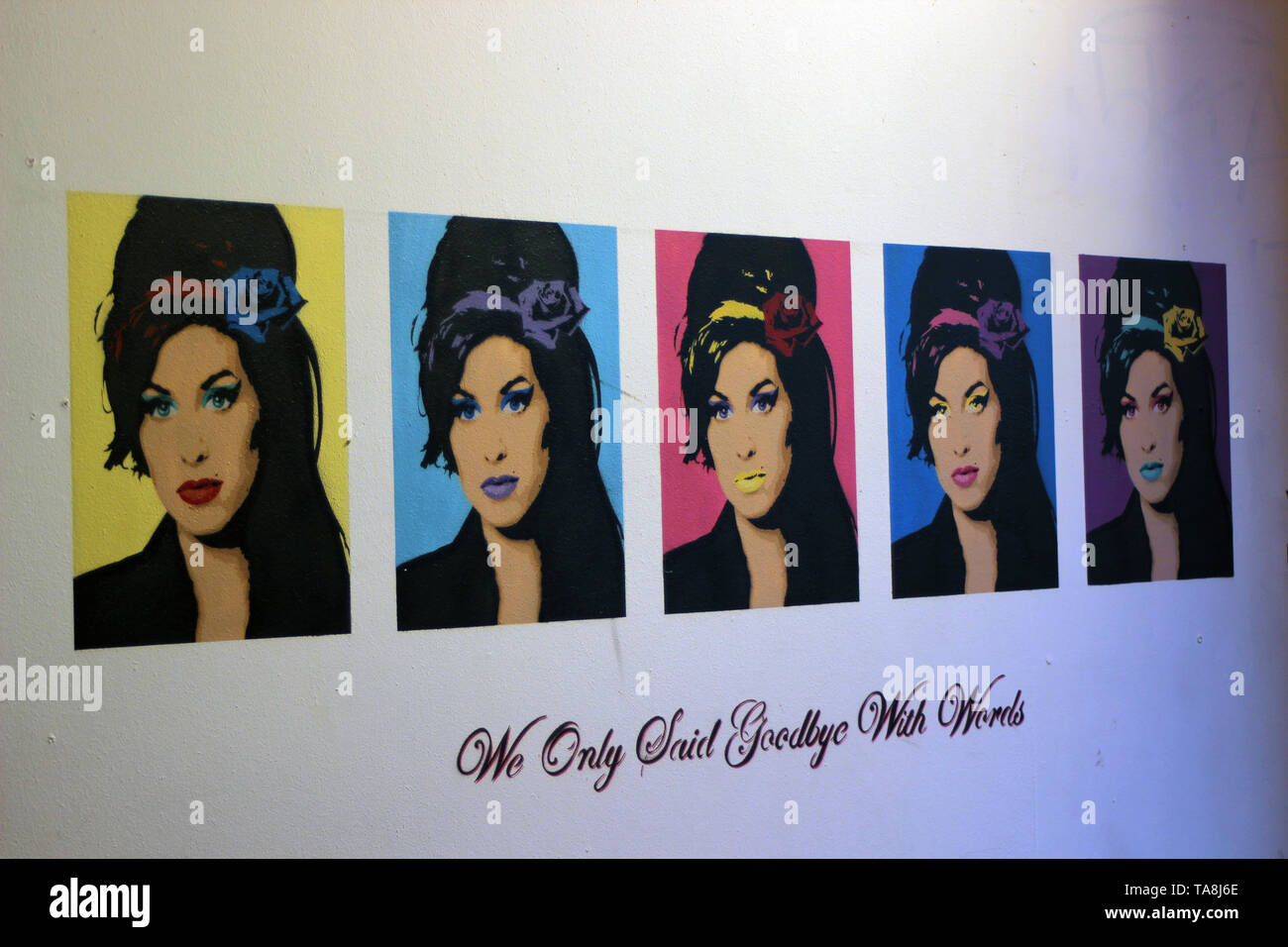 Nous Avons Seulement Dit au revoir Avec Des Mots - Amy Winehouse murale sur le mur de la salle de marché à Camden Town, Londres Banque D'Images