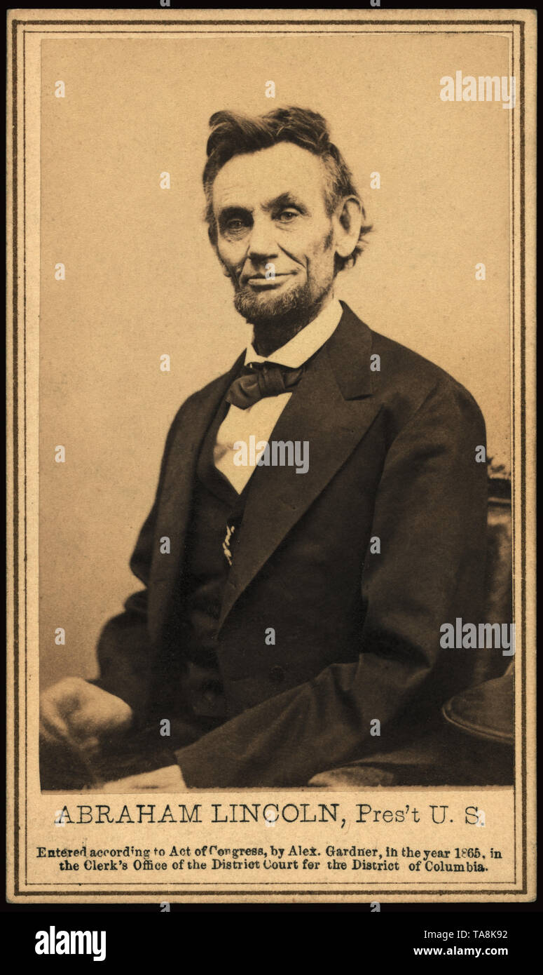 Mi assis Portrait d'Abraham Lincoln, président, États-Unis, photographie par Alexander Gardner, Washington DC, USA, 1865 Banque D'Images