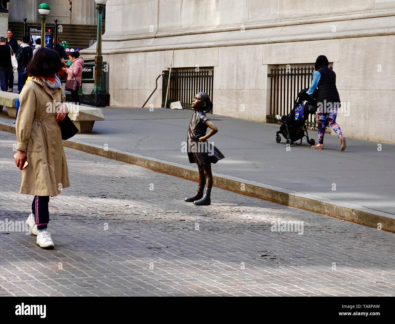 Petite Fille Sans Peur Banque d'image et photos Alamy
