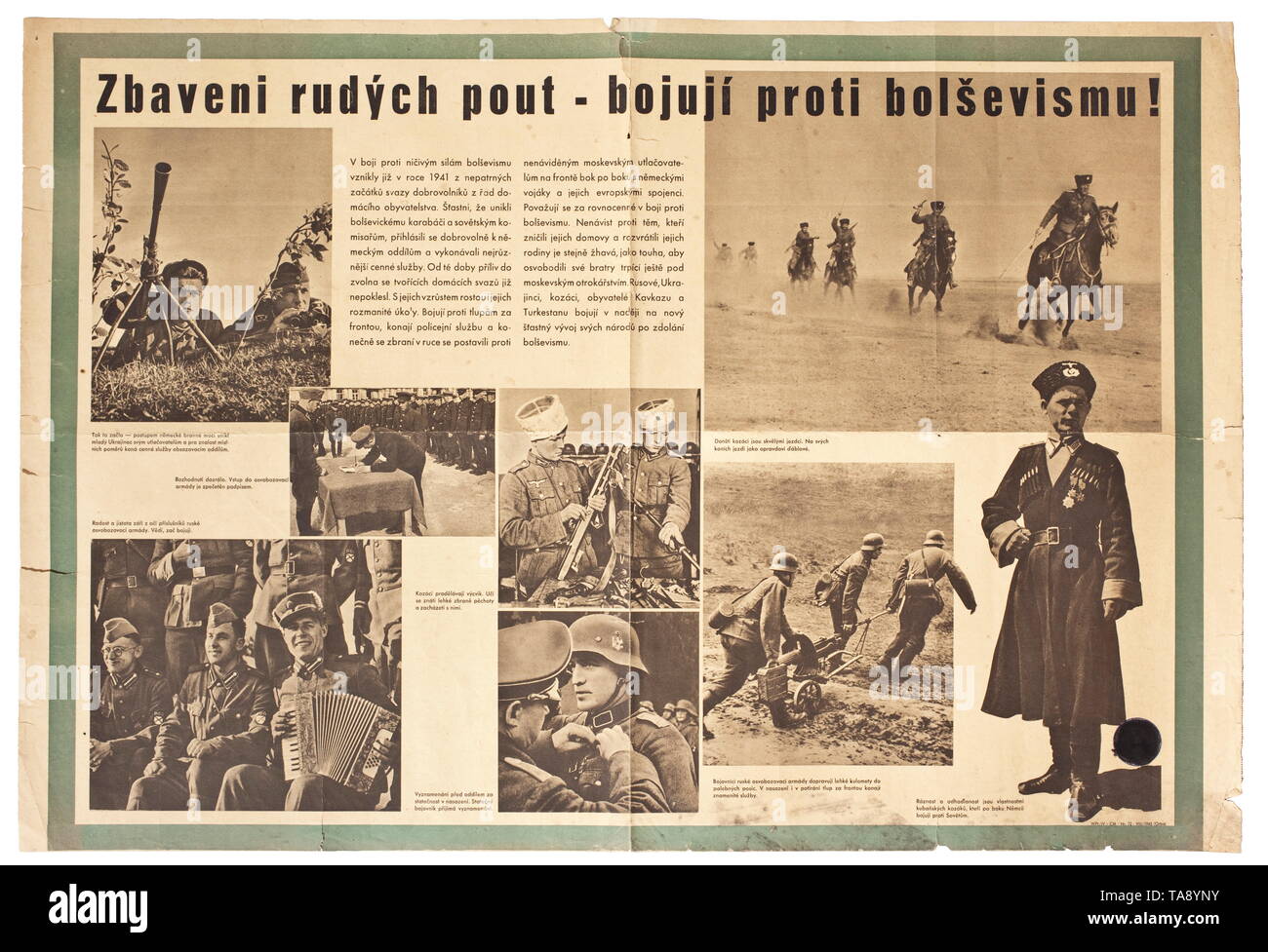 Une affiche de propagande tchèque contre le bolchevisme Schwarz-weiss-Aufnahmen von Kosakeneinheiten Ostfreiwilliger wie im Kampf auf deutscher Seite zum Kampf und Aufruf gegen den Bolschewismus. Suis Unterrand 'WPr/IV - CM - N° 72 - VIII/1943 (Orbis)'. Gefaltet, Randschäden. Maße 63 x 92 cm., historique, historique du 20e siècle, Editorial-Use-seulement Banque D'Images