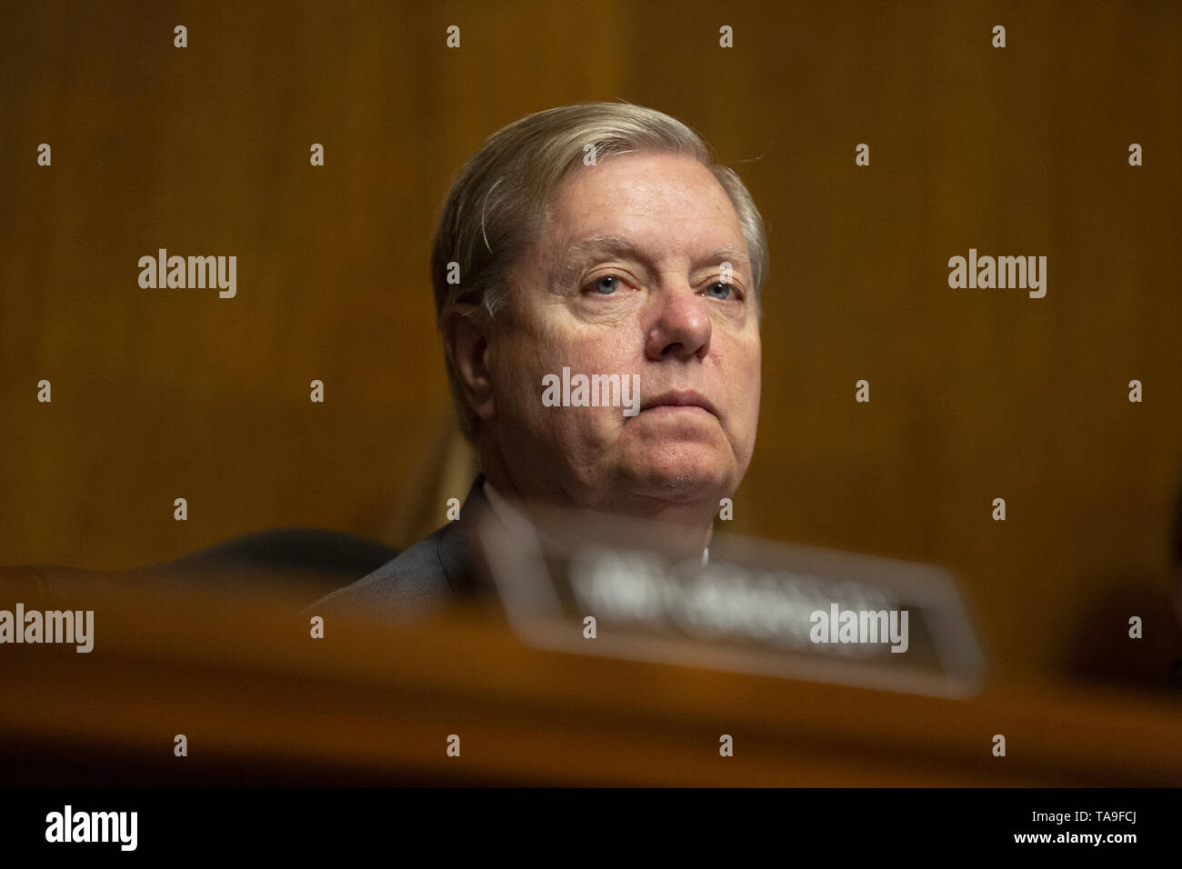 Washington, District de Columbia, Etats-Unis. 22 mai, 2019. Président Lindsey Graham (républicain de Caroline du Sud) à l'audience de confirmation de Daniel Bress pour devenir un juge de circuit des États-Unis pour le neuvième circuit, ainsi que la nomination de plusieurs juges de district sur la colline du Capitole à Washington, DC, États-Unis, le 22 mai 2019. Credit : Stefani Reynolds/CNP/ZUMA/Alamy Fil Live News Banque D'Images