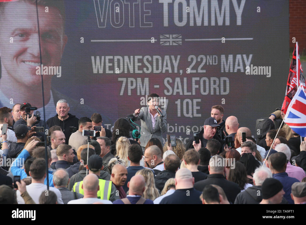 Salford, Royaume-Uni. 22 mai, 2019. Les partisans de Tommy Robinson au défilé de Moka, Broughton, Salford. Crédit : Barbara Cook/Alamy Live News Banque D'Images