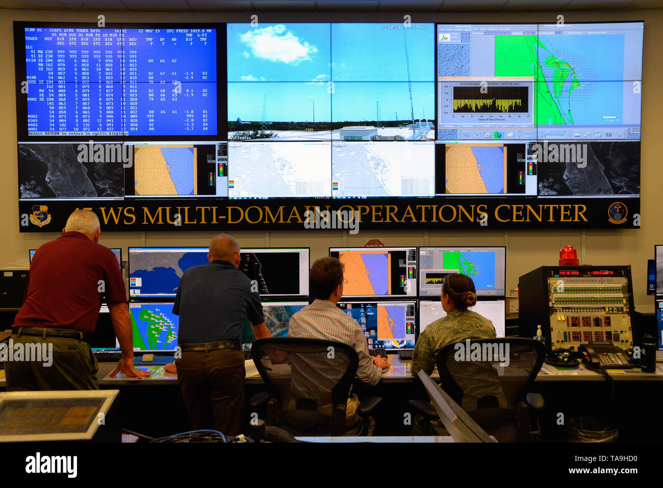 Base aérienne de Cap Canaveral, en Floride, aux États-Unis. Le 22 mai 2019. L'U.S Air Force 45th Space Wing a invité un certain nombre des médias à visiter le 45e escadrons Météo situé au centre d'opérations Morrell. L'escadron est chargé de surveiller et de suivre la météo autour de la zone à assurer un accès à l'air et l'espace qui inclut le temps de lancement baloons que surveiller les vents à haute altitude. Crédit photo Julian Poireau / Alamy Live News Banque D'Images