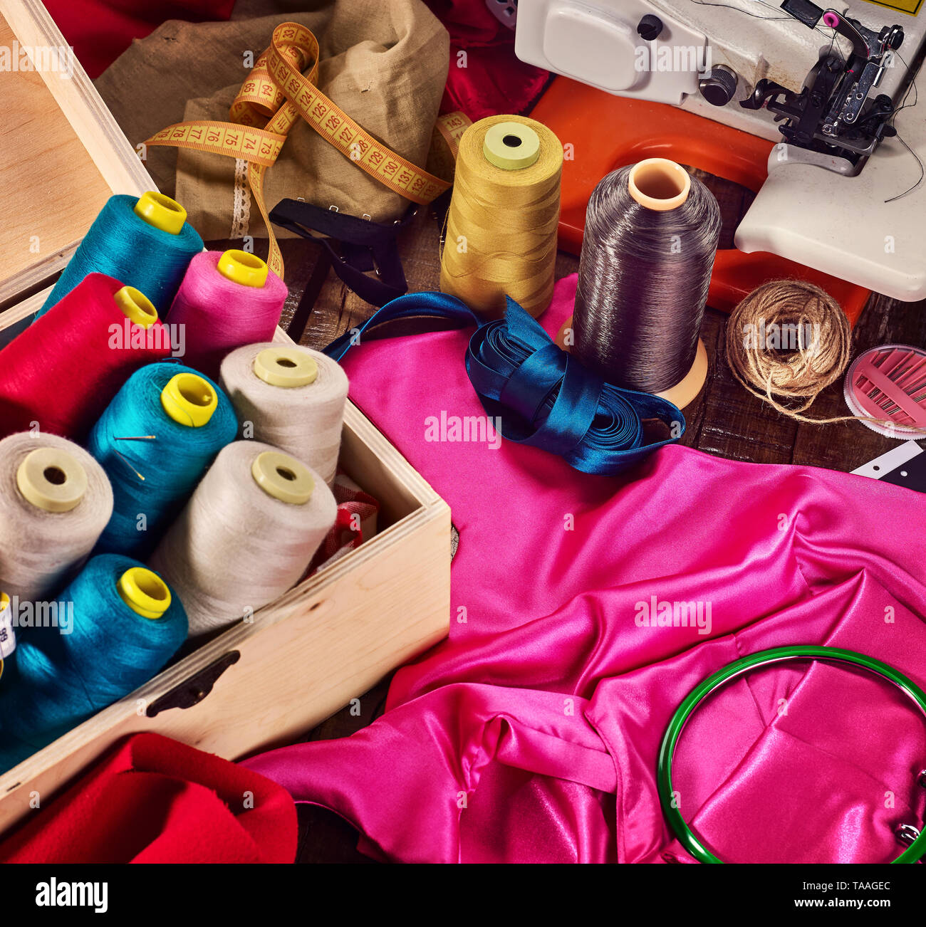 L'objet du groupe de couturière coudre couture et broderie hoop tiroir Banque D'Images