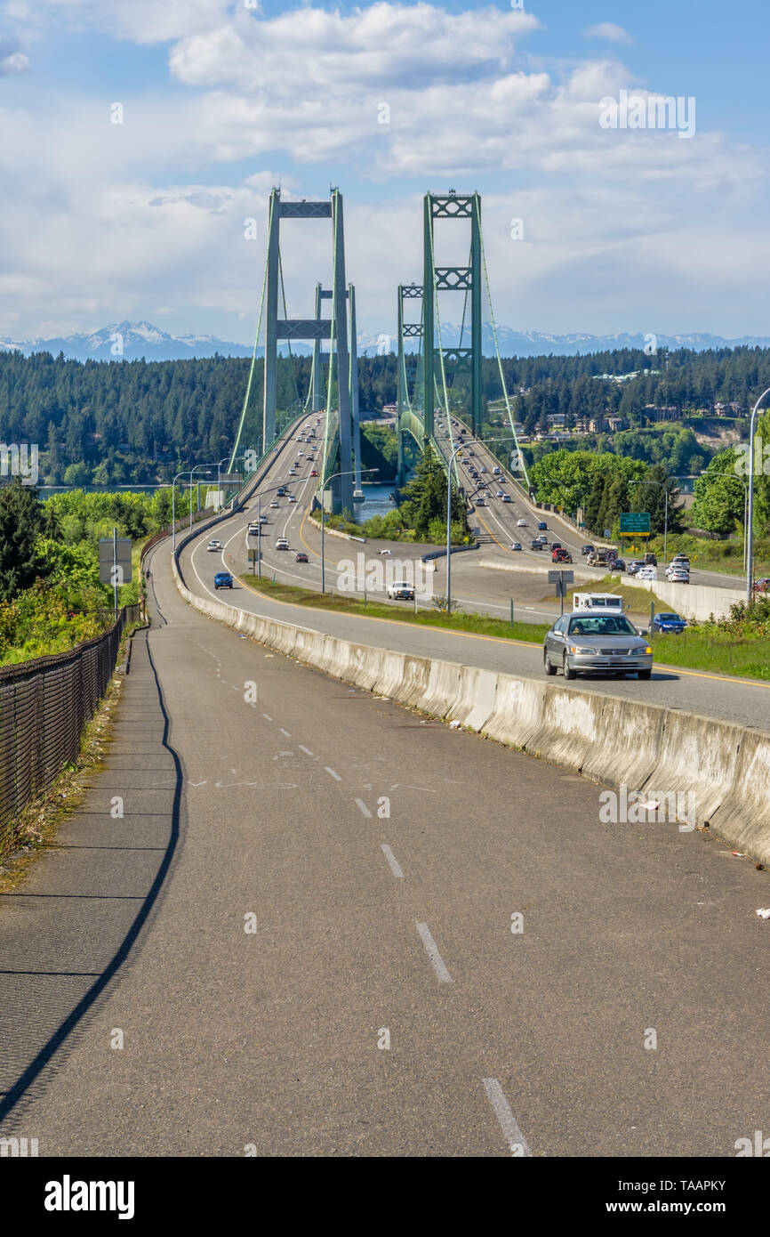 Deux ponts de suspension connu sous le pont Narrows à Tacoma, Washington. Banque D'Images