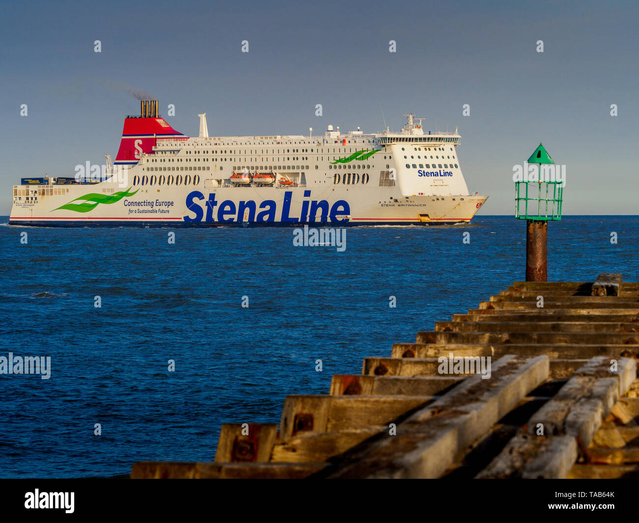 Stena Line ferry Stena Britannica entrant Harwich Port sur un voyage de Hook of Holland Banque D'Images