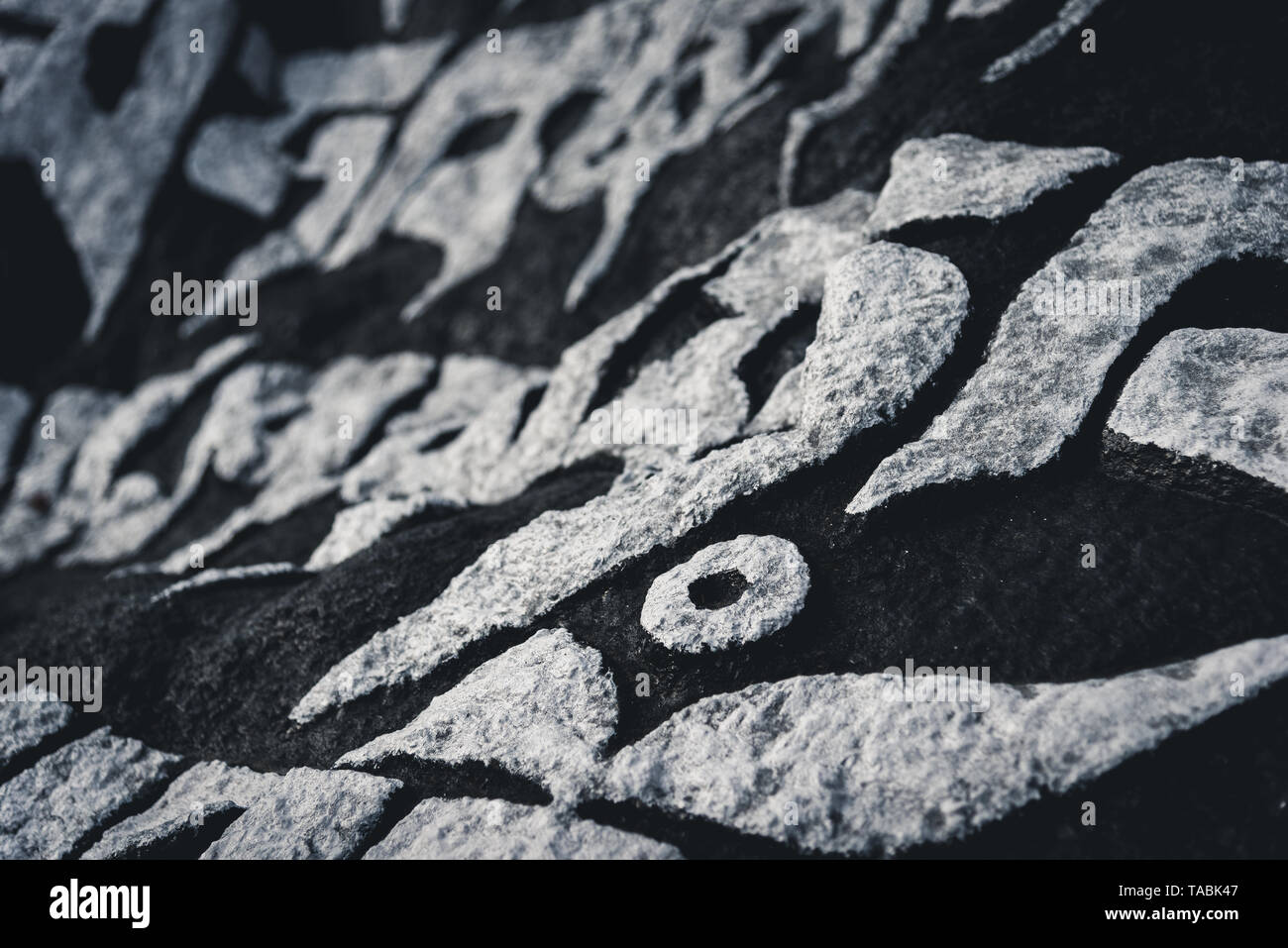 Gros plan du contrat cadre traditionnel décoré d'écriture script népalais. Banque D'Images