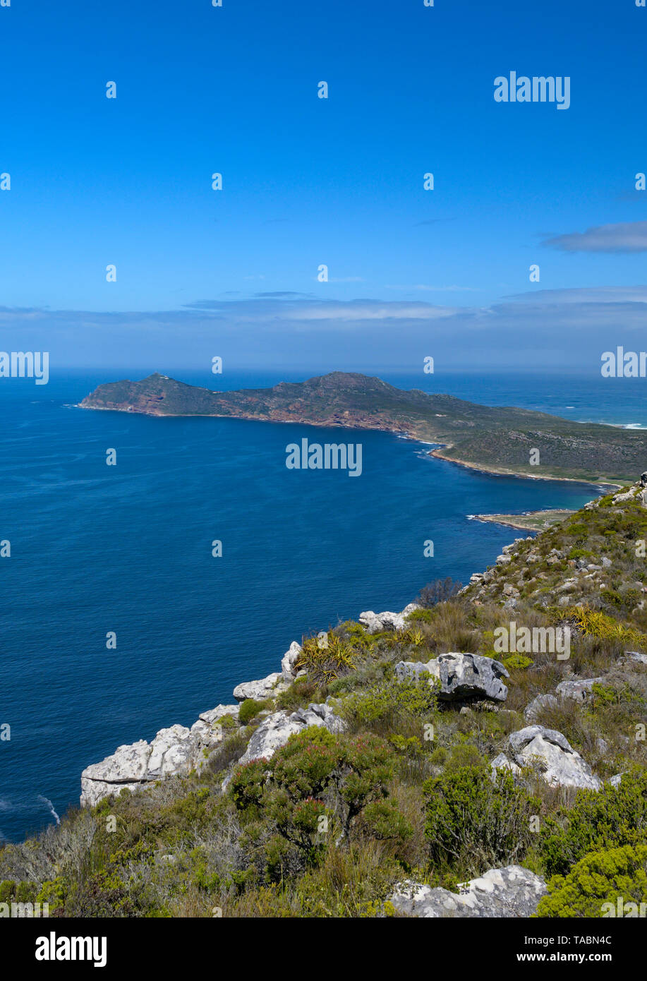 Péninsule du Cap Point vu depuis le sommet du pic Paulsberg dans la section du cap Point de Table Mountain National Park, en Afrique du Sud. Banque D'Images
