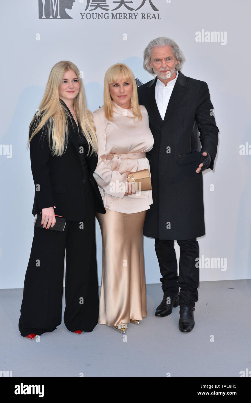 Antibes, France. 23 mai, 2019. ANTIBES, FRANCE. 23 mai 2019 : Harlow & Jane-Arquette à Patricia Arquette le Gala de l'amfAR Cannes événement à l'hôtel du Cap d'Antibes. Photo Credit : Paul Smith/Alamy Live News Banque D'Images